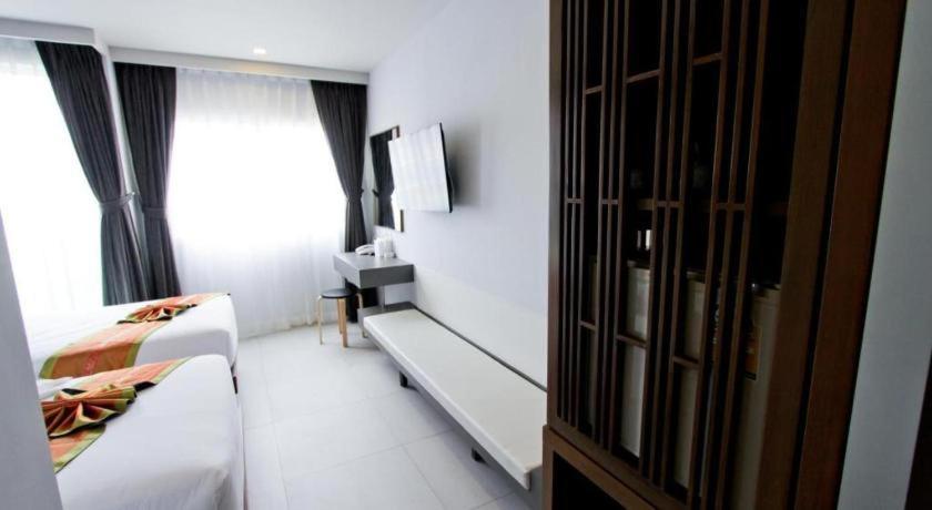 Elegancy Sansabai Hotel Patong Eksteriør bilde